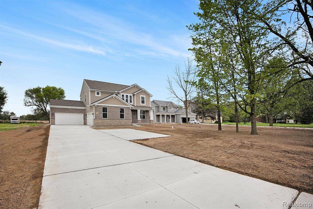 Bruce Twp, MI 48065,72180 Van Dyke