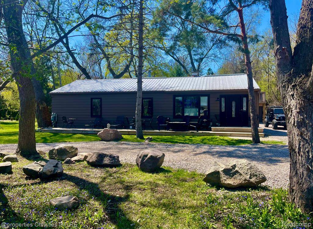 Northville, MI 48167,21865 Novi Road
