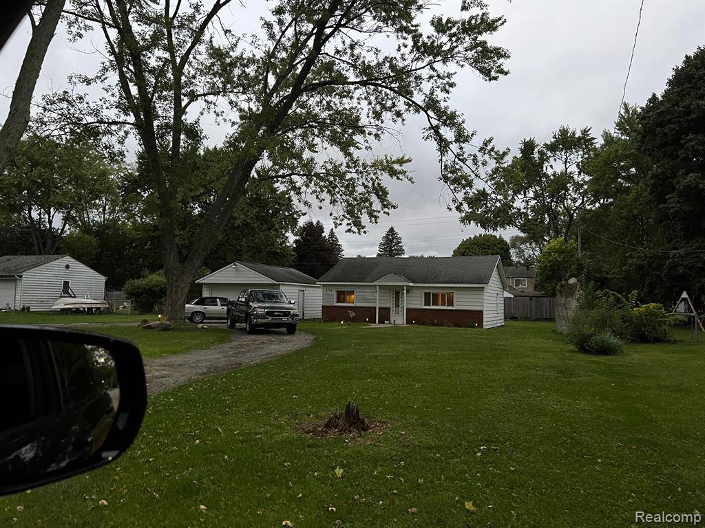 Waterford Twp, MI 48329,6194 WILSON Drive