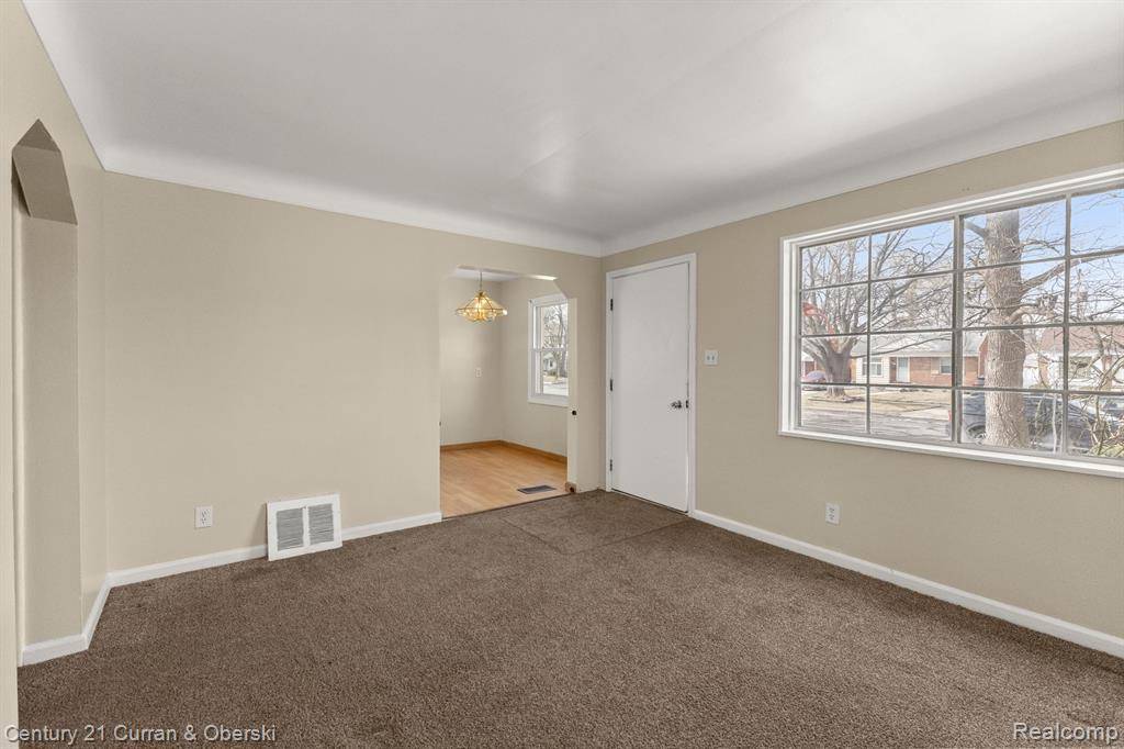 Inkster, MI 48141,855 JOHN DALY Street