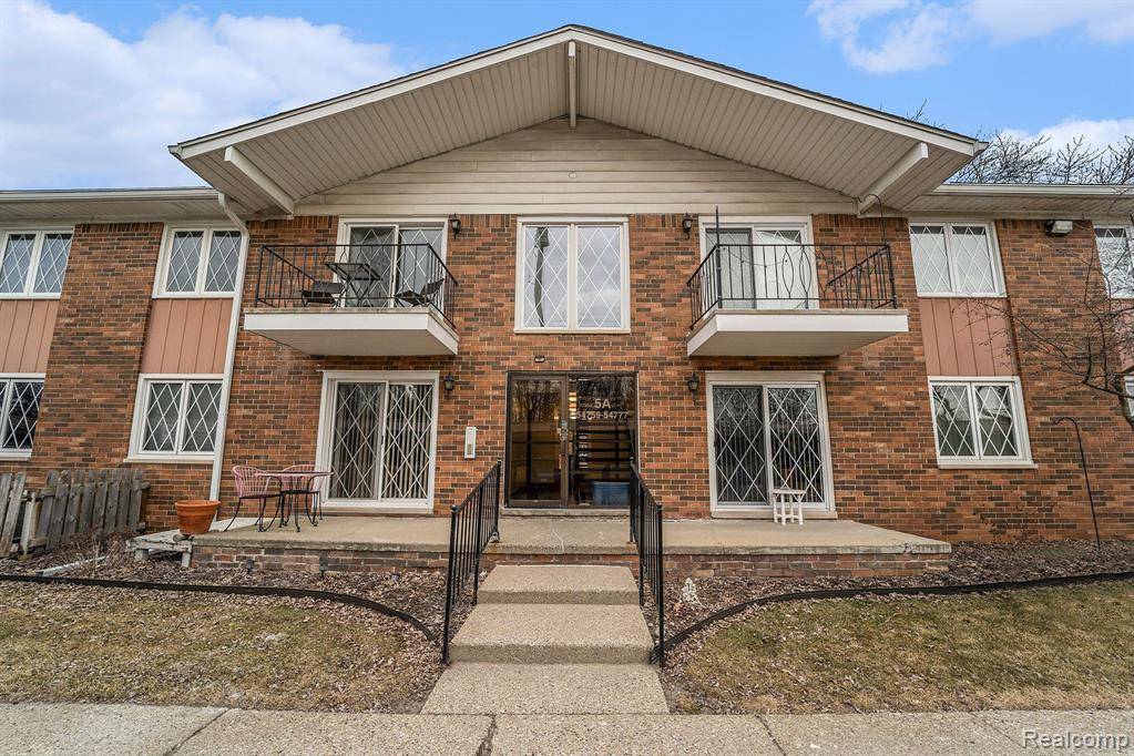 Shelby Twp, MI 48316,54777 SHELBY Road 78
