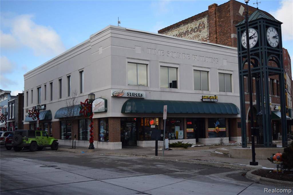 Mt. Clemens, MI 48316,36  N New  Street N 103