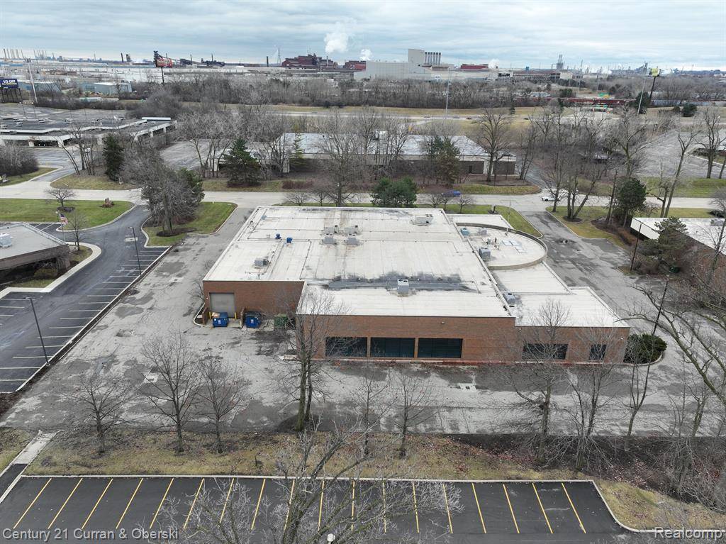 Dearborn, MI 48120,15162 S COMMERCE Drive