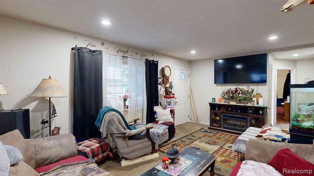 Flint, MI 48506,3809 HOLLY Avenue