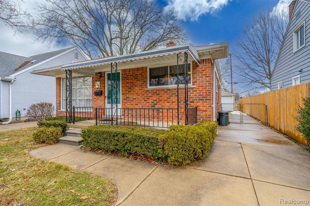 Royal Oak, MI 48067,Address not disclosed