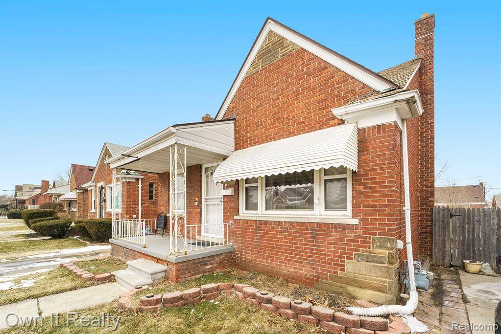 Detroit, MI 48205,14927 FAIRMOUNT Drive
