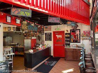Plymouth, MI 48170,600 W  Ann Arbor Trail
