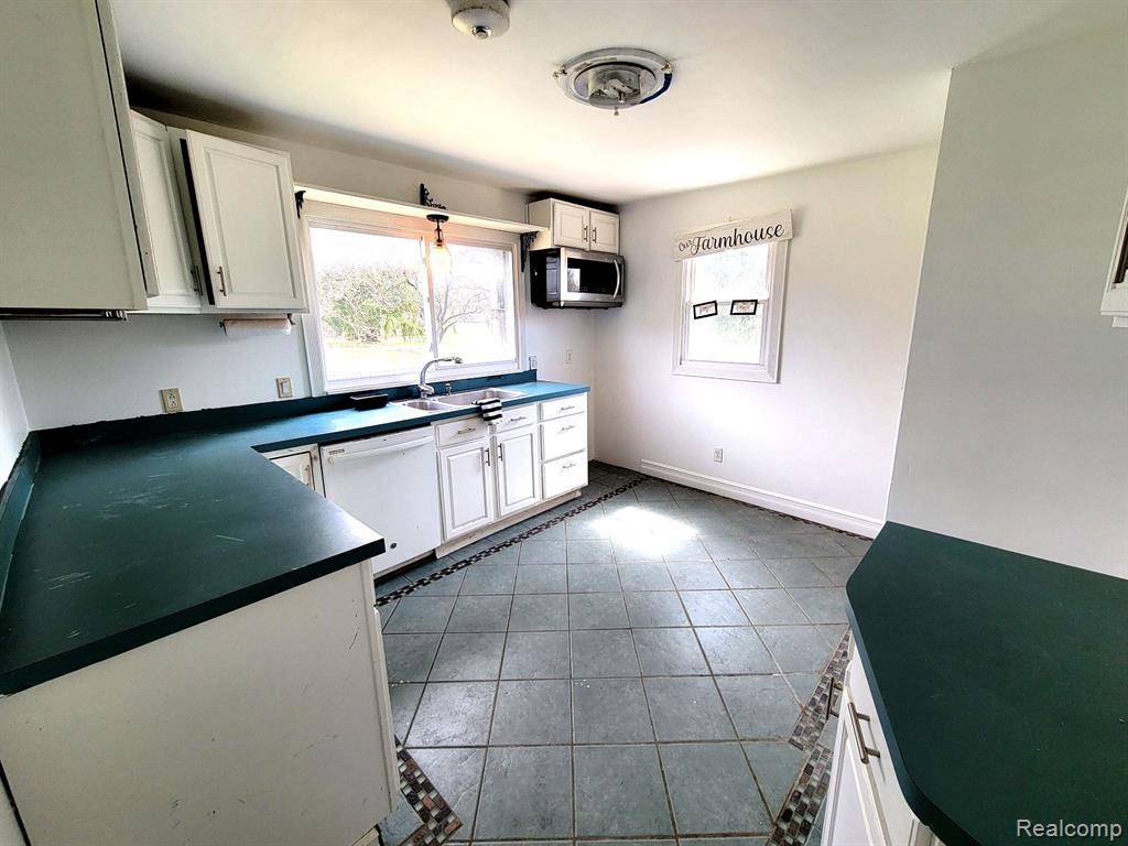 Grand Blanc Twp, MI 48507,3246 E Maple Avenue