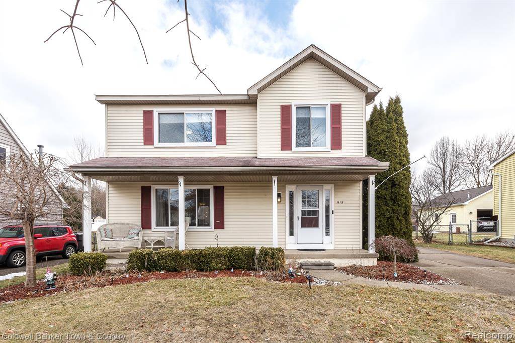 Howell, MI 48843,915 TANAGER Trail