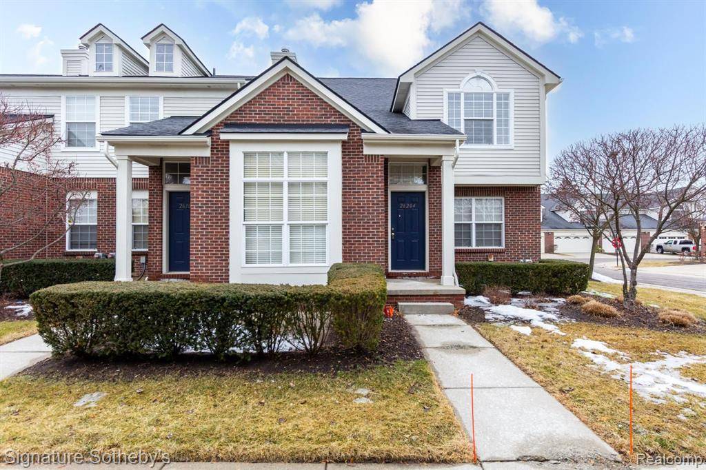 Commerce Twp, MI 48390,26204 April Court
