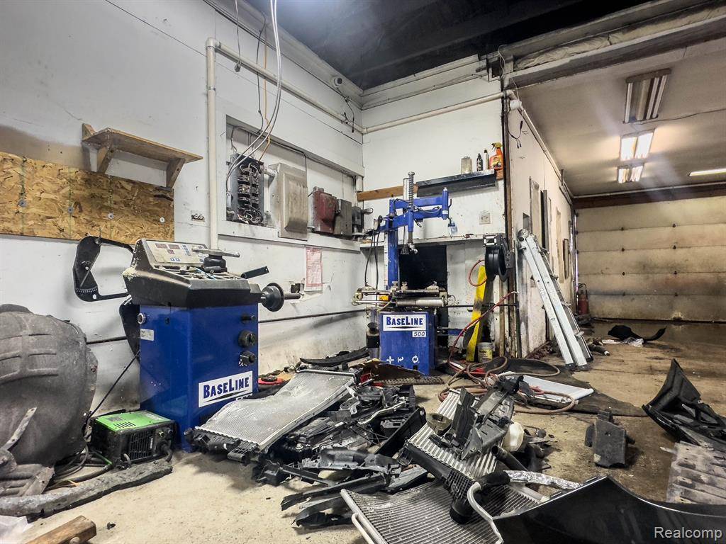 St. Clair Twp, MI 48079,7030 GRATIOT Avenue