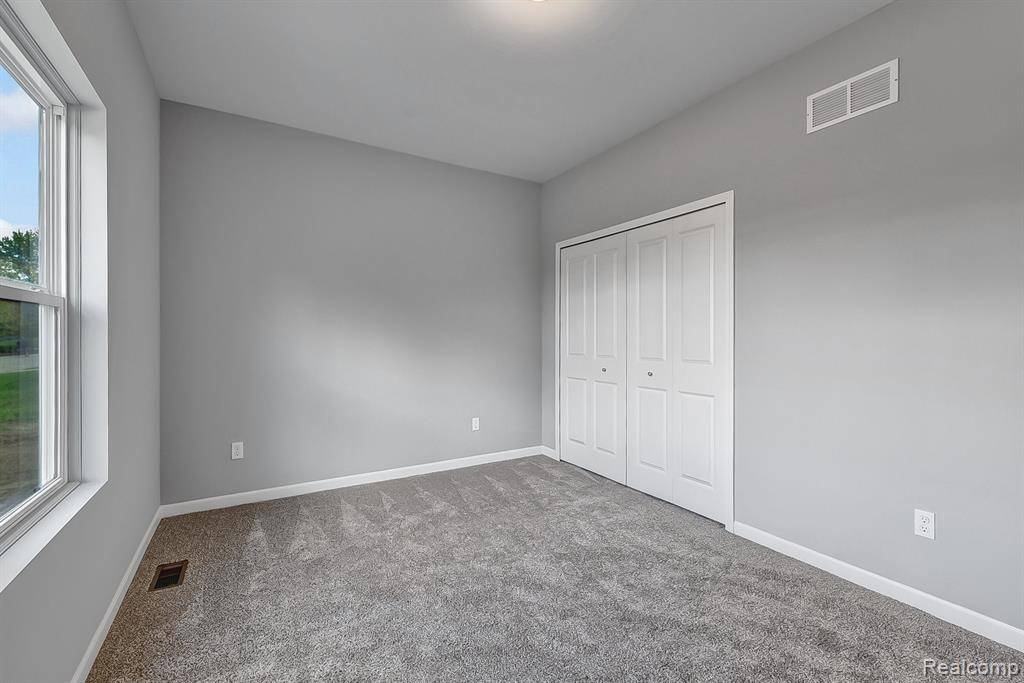 Grand Blanc Twp, MI 48439,10042  Santa Lucia Court
