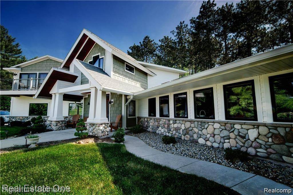 Oceola Twp, MI 48855,Address not disclosed