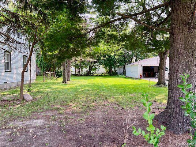 Eastpointe, MI 48021,22106 DONALD Avenue