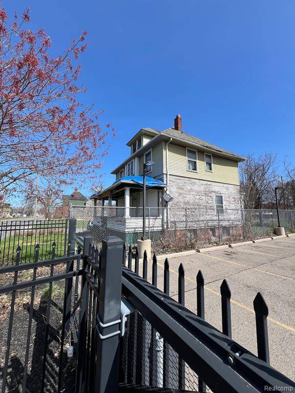 Detroit, MI 48207,3674 MOUNT ELLIOTT Street