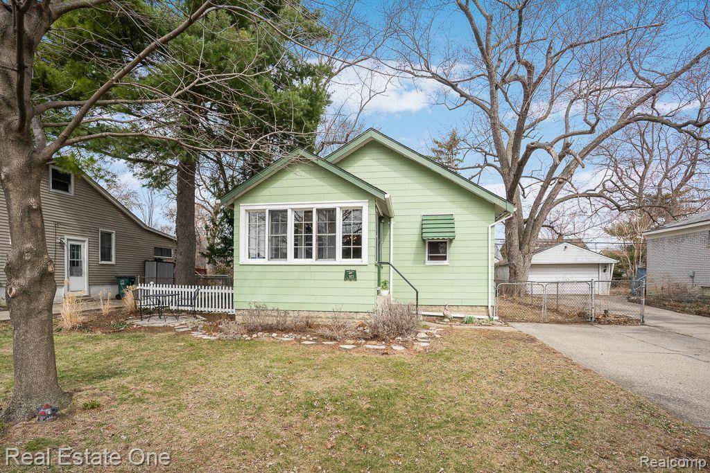 Ferndale, MI 48220,525 ARDMORE Drive
