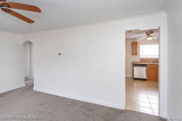 Ferndale, MI 48220,1406 E CAMBOURNE Street