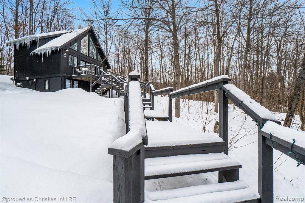 Harbor Springs, MI 49740,3955 S. Pleasantview Road 6