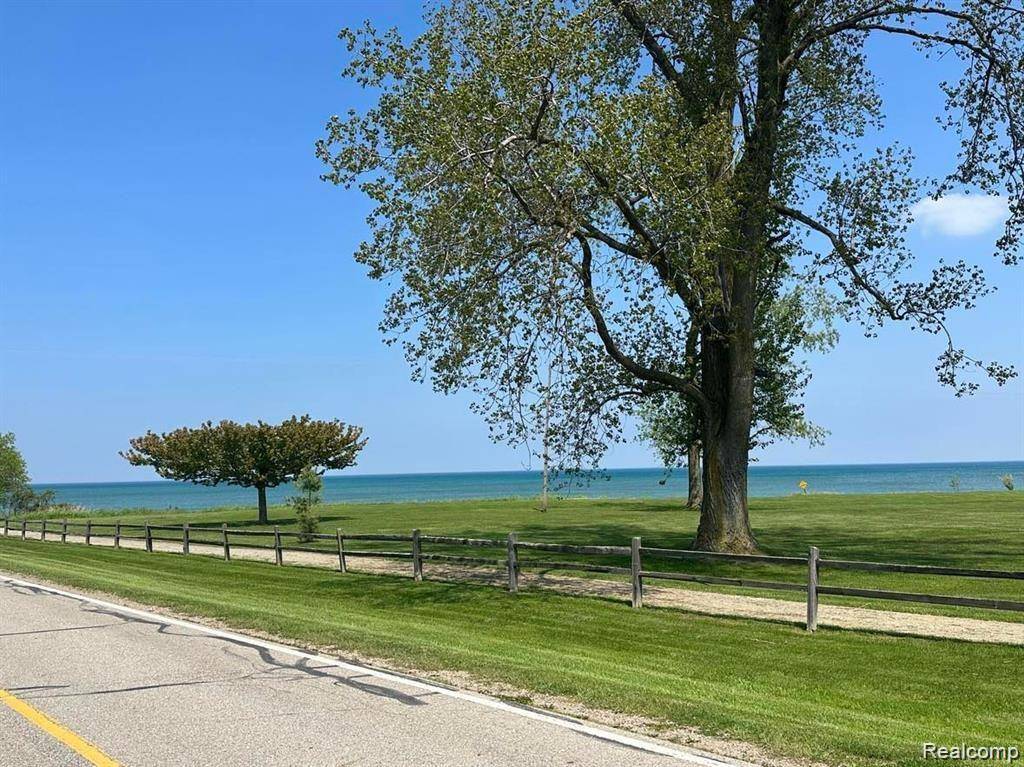 Huron Twp, MI 48468,7365 LIGHTHOUSE Road