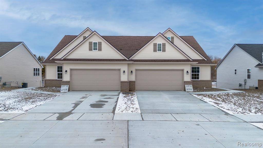 Davison, MI 48423,2418 Waterford Way