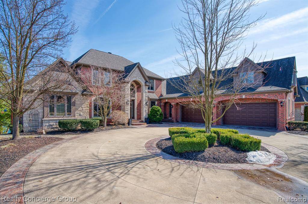 Green Oak Twp, MI 48178,10737 STONEY POINT Drive