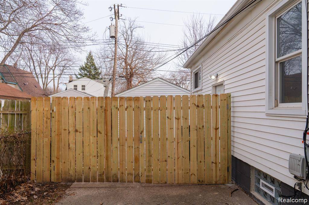 Ferndale, MI 48220,3330 HARRIS Street
