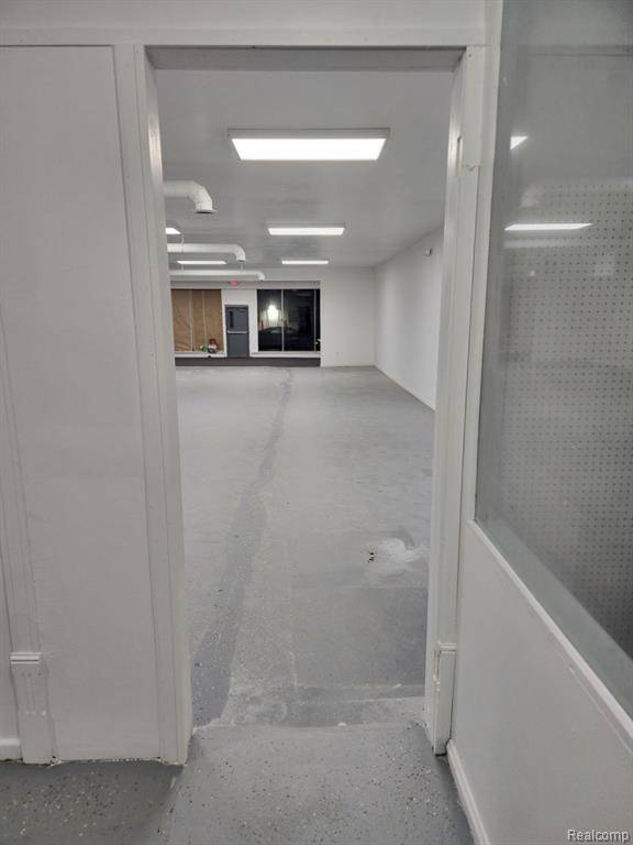 Eastpointe, MI 48021,16914 E 9 MILE Road