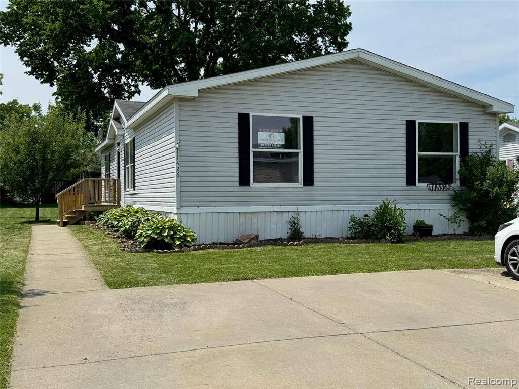 Fenton, MI 48430,11426 Harbor  Cove