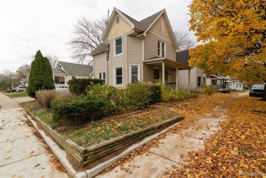 Port Huron, MI 48060,2104 10TH Street