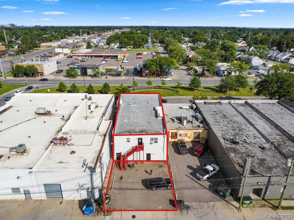 Lincoln Park, MI 48146,2070 FORT Street