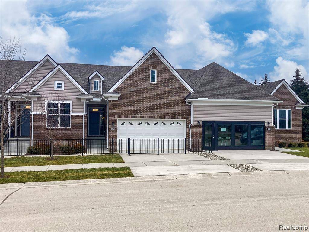 Hartland Twp, MI 48855,2221 Chase Drive 12 103