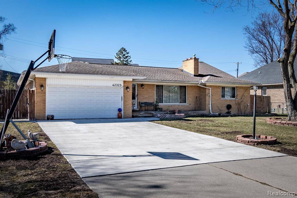Sterling Heights, MI 48314,42323 TESSMER Drive