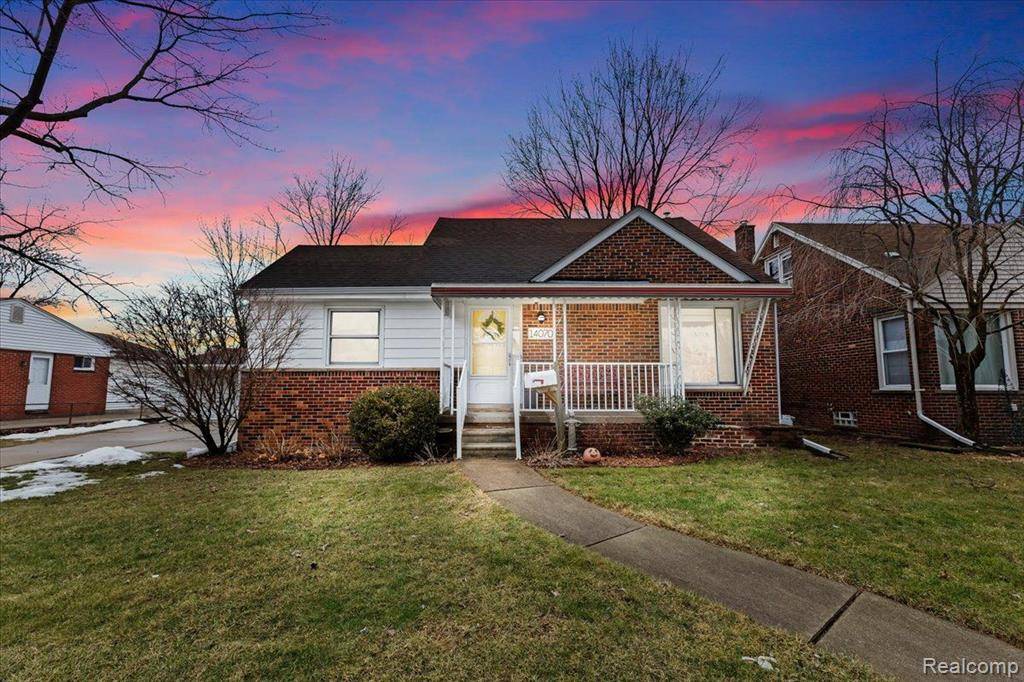 Oak Park, MI 48237,14070 HART Street