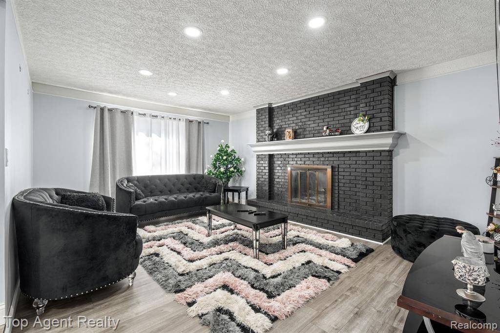Sterling Heights, MI 48310,4238 GLOUCESTER Drive