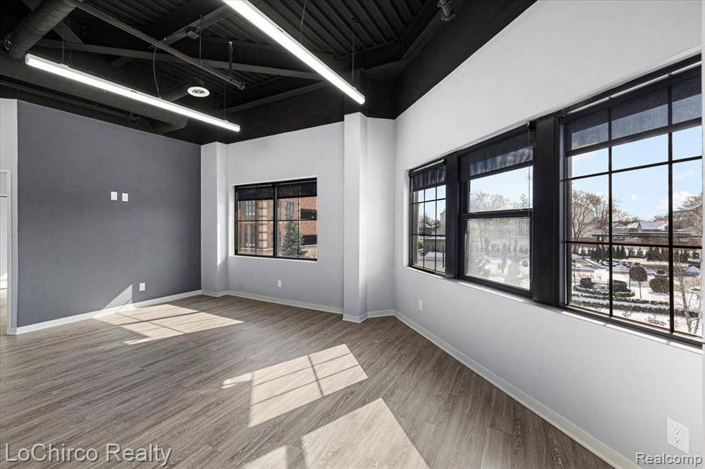 Dearborn, MI 48124,22253 MICHIGAN Avenue 201-E