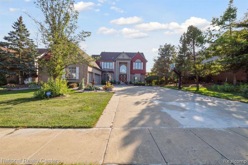 Plymouth Twp, MI 48170,50983 WESTON Drive