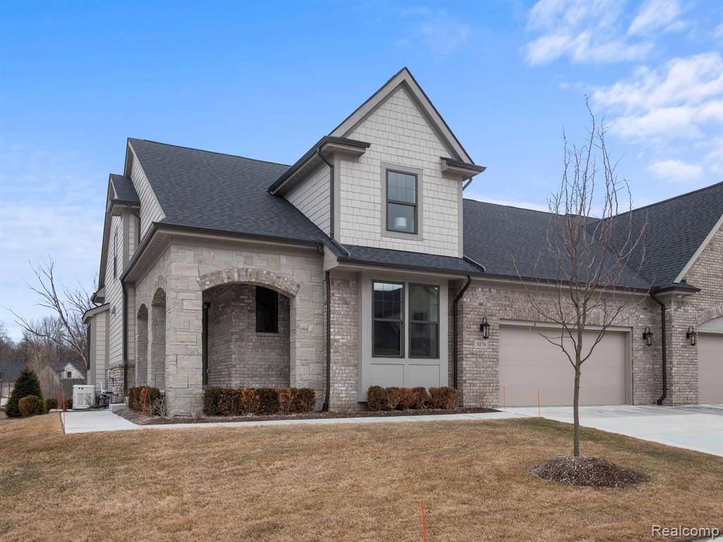 Rochester Hills, MI 48309,3076 CLARET Lane