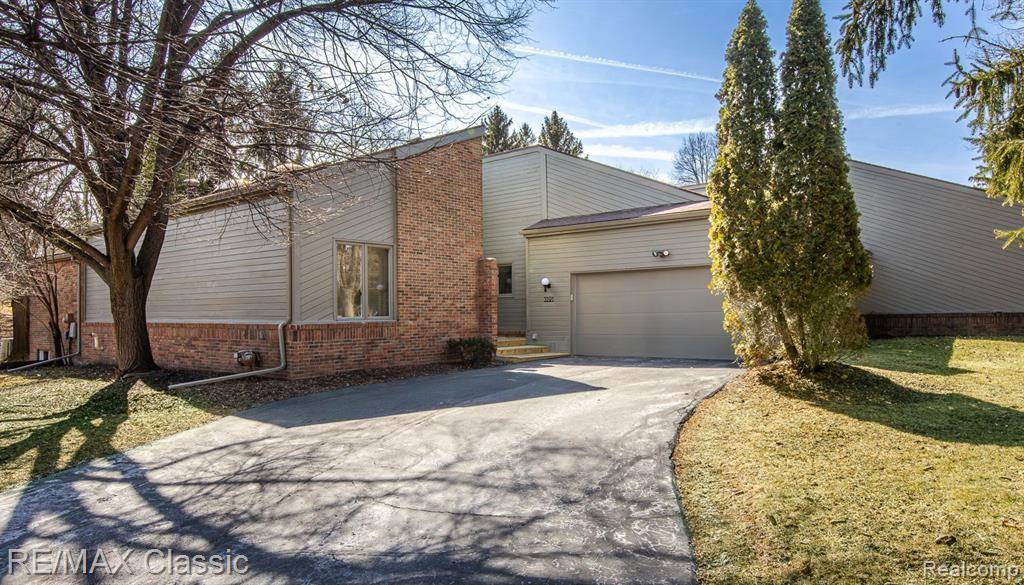 Bloomfield Twp, MI 48302,3591 WABEEK LAKE Drive W