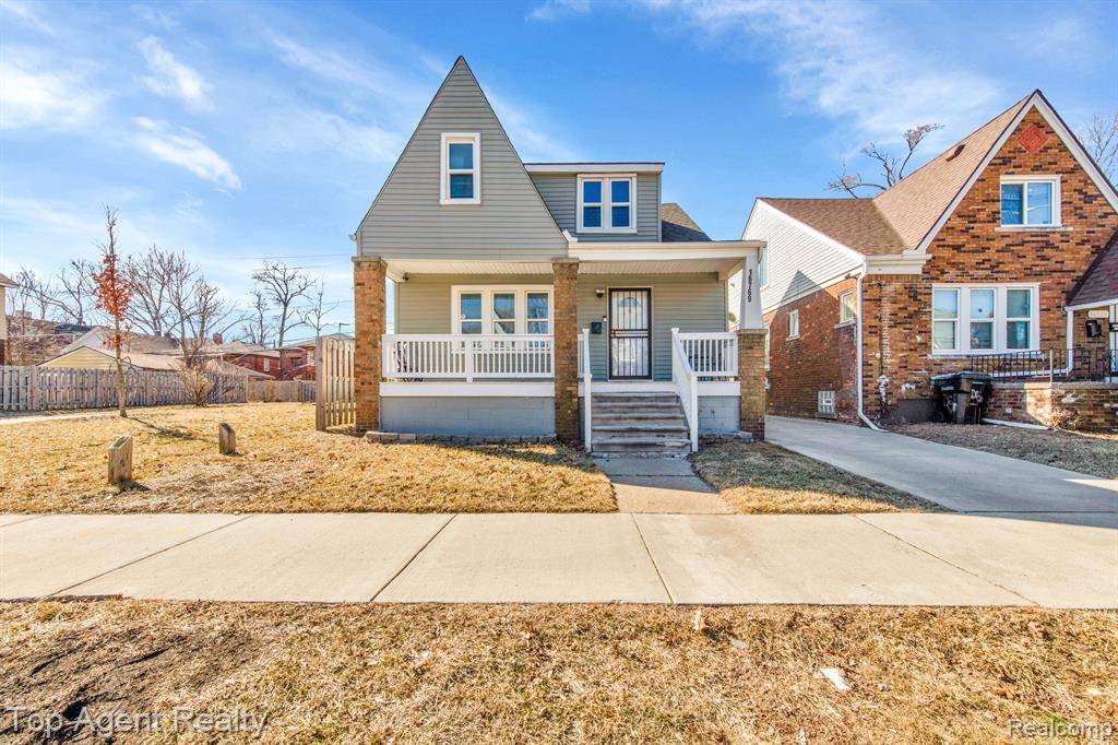 Detroit, MI 48221,16769 WOODINGHAM Drive