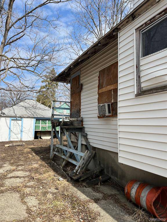 Flint, MI 48506,1519 E HAMILTON Avenue