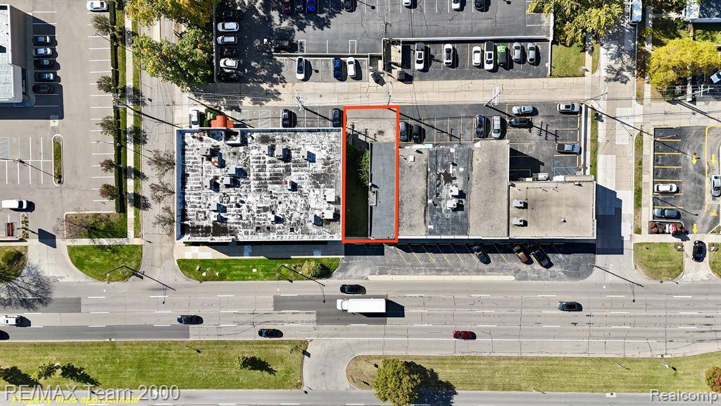 Royal Oak, MI 48073,30333 WOODWARD Avenue