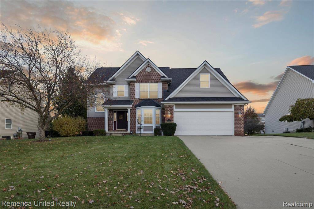 Williamston, MI 48895,1023 FOXBOROUGH Drive