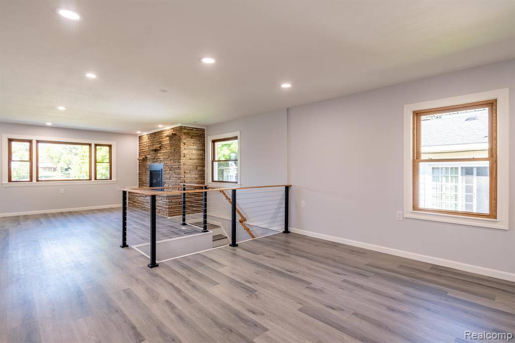 Brighton Twp, MI 48114,2615 WOODLAND COVE Drive