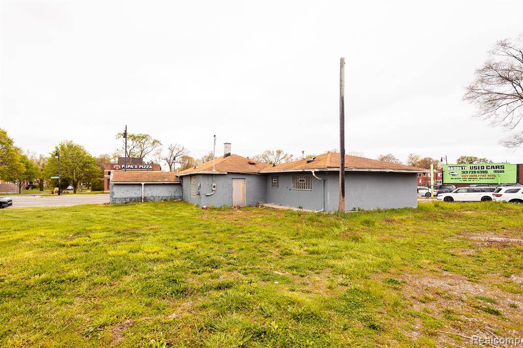 Detroit, MI 48227,16360 GRAND RIVER Avenue