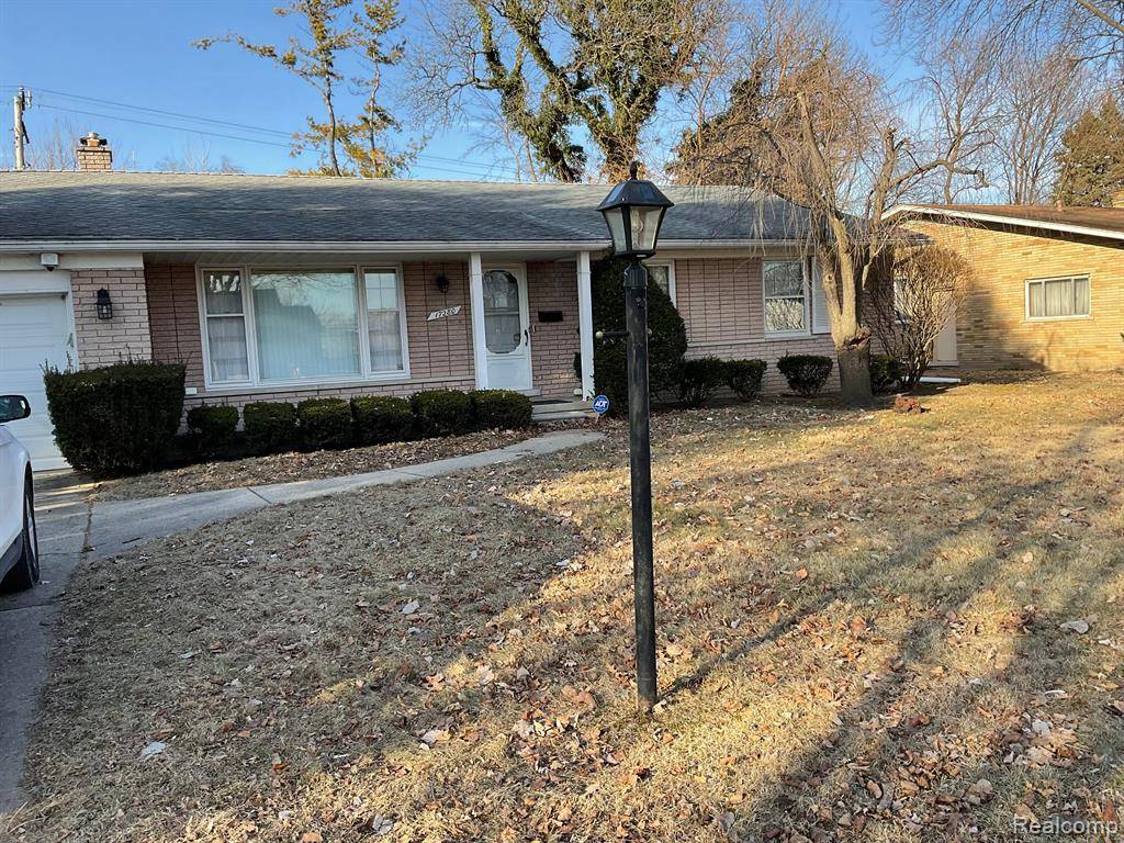Southfield, MI 48075,17280 WESTHAMPTON Road