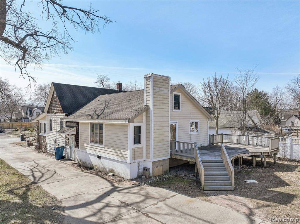 Holly Vlg, MI 48442,503 ELM Street