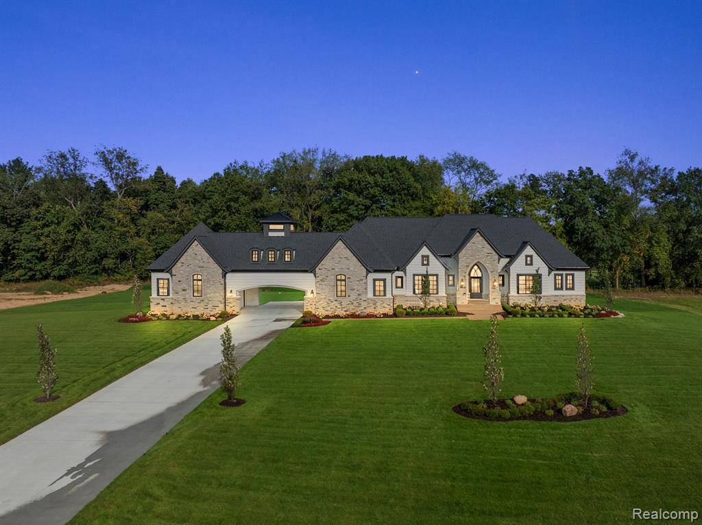 Bruce Twp, MI 48065,70501 Renata Court