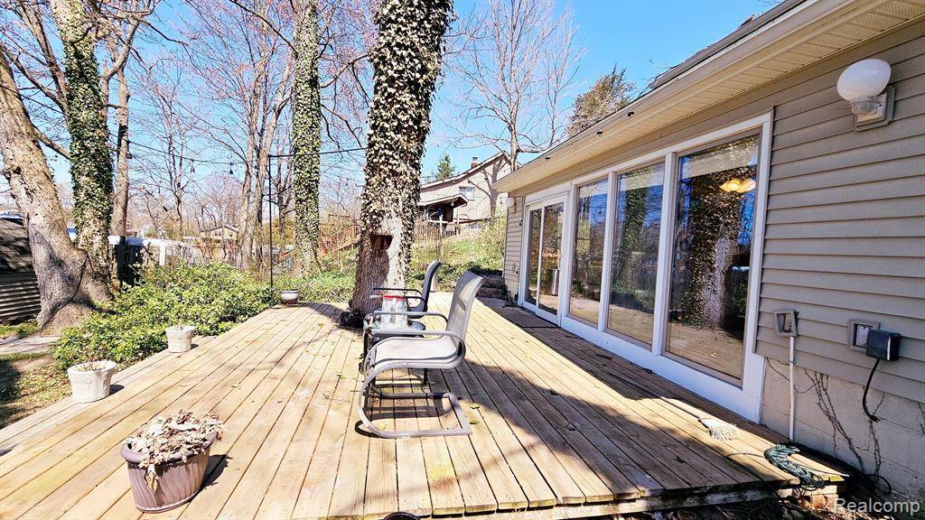 Putnam Twp, MI 48169,11642 WEIMAN Drive