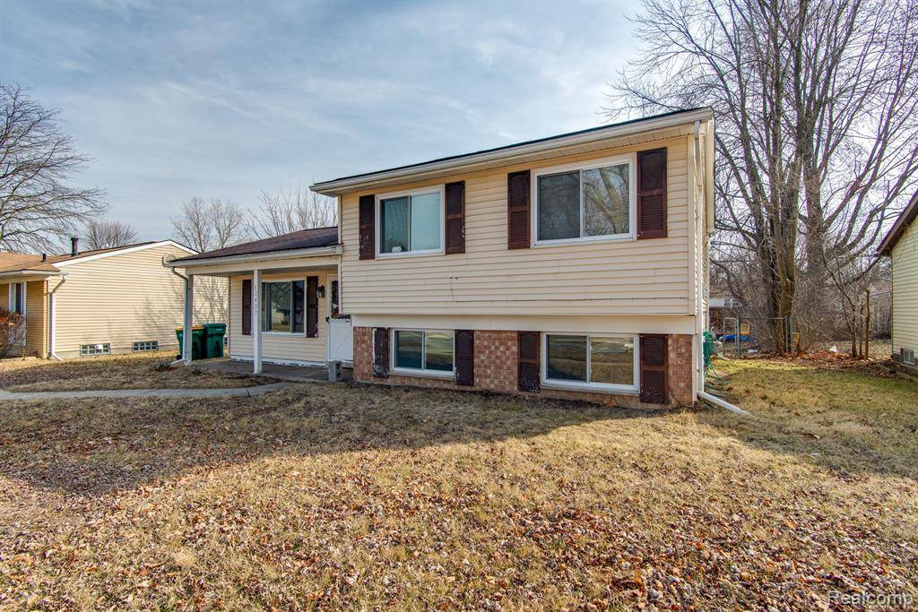 Romulus, MI 48174,15427 BRANDT Street