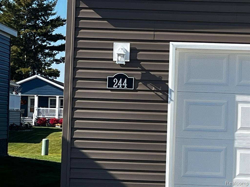 Lapeer Twp, MI 48446,244 RIVIERA Drive